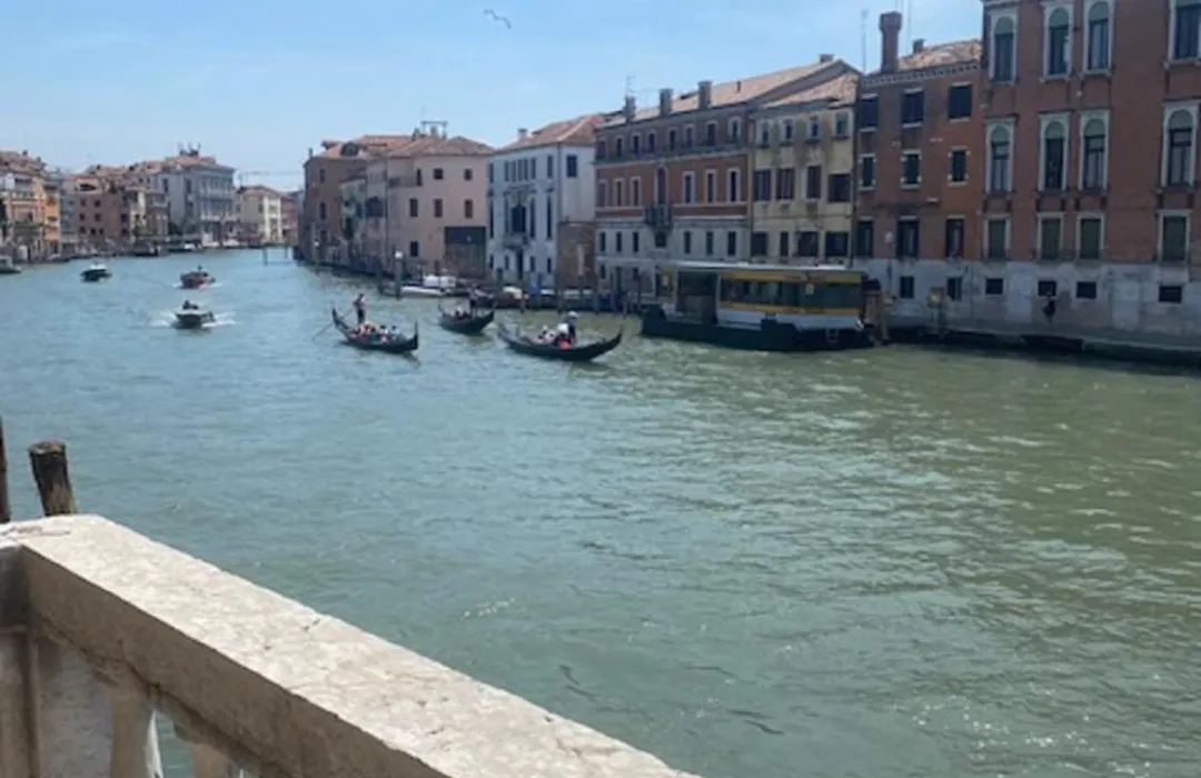 Palace Canal View By Wonderful Italy-1