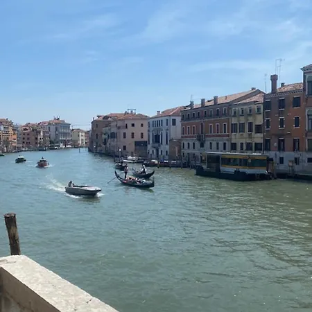 Palace Canal View By Wonderful Italy-2